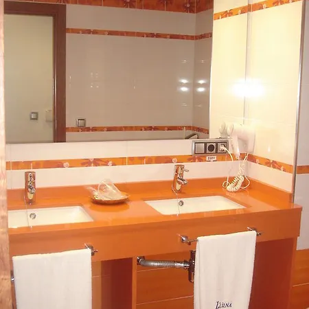 Hotel Lluna *