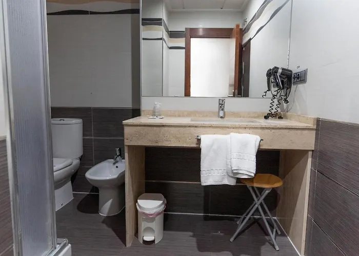 Lluna Ξενοδοχείο