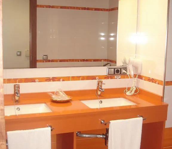 Hotel Lluna *