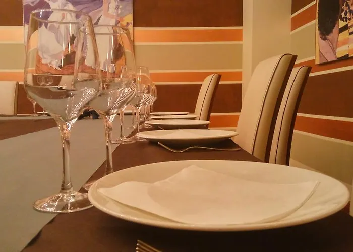 Lluna Ξενοδοχείο *